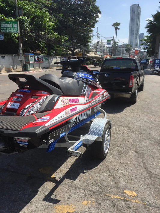 How To Launch A PWC (Jet Ski) Correctly - Roxom Boat trailer Parts